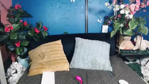 littleindianmilf online show from 23, 3, 2026