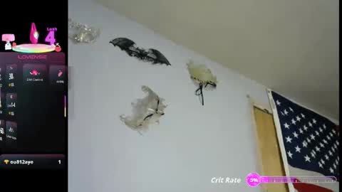 Tittygirl8 online show from 27, 4, 2026