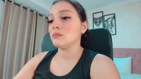Sarahs Room online show from 6, 7, 2026