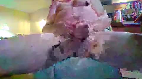 littlepetey17 online show from 6, 12, 2024