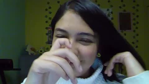 Mia  Wednesday to Sunday 730 am to 1030 am Colombian Hour D online show from 9, 11, 2025