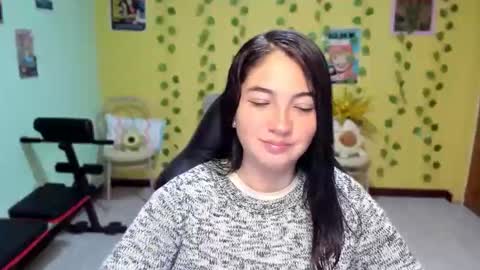 Snapshot of littleprety6969 chatting on 8, 6, 2026 Mia Wednesday to Sunday 730 am to 1030 am Colombian Hour D online show from 8, 6, 2026