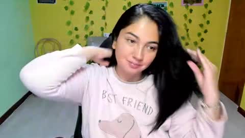 Snapshot of littleprety6969 chatting on 3, 8, 2026 Mia Wednesday to Sunday 730 am to 1030 am Colombian Hour D online show from 3, 8, 2026