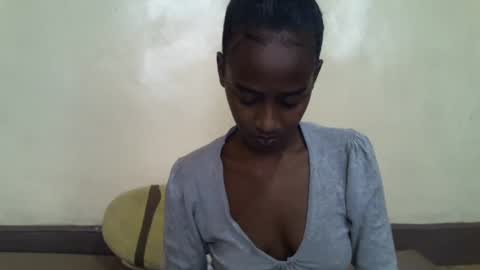 Snapshot of littlesandie chatting on 27, 12, 2024 littlesandie online show from 27, 12, 2024