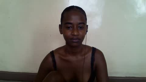 Snapshot of littlesandie chatting on 4, 2, 2025 littlesandie online show from 4, 2, 2025