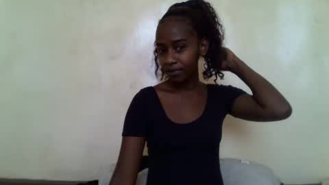 Snapshot of littlesandie chatting on 24, 9, 2025 littlesandie online show from 24, 9, 2025