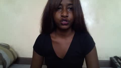Snapshot of littlesandie chatting on 1, 10, 2025 littlesandie online show from 1, 10, 2025