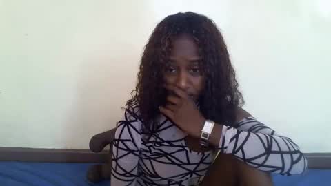 Snapshot of littlesandie chatting on 8, 11, 2025 littlesandie online show from 8, 11, 2025