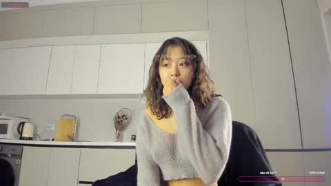 Snapshot of littlesora chatting on 6, 10, 2025 Ayumi or Yumi online show from 6, 10, 2025