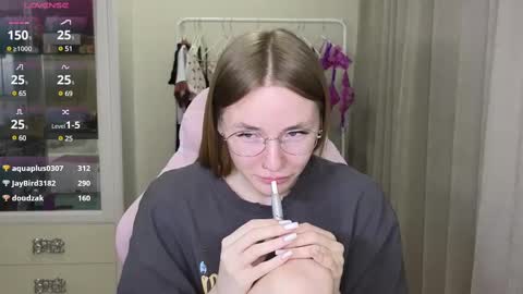 Snapshot of littlevildevil chatting on 3, 3, 2025 Eliana online show from 3, 3, 2025