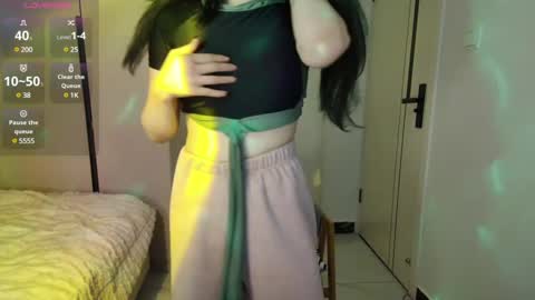 Snapshot of liunana chatting on 27, 2, 2025 nana online show from 27, 2, 2025