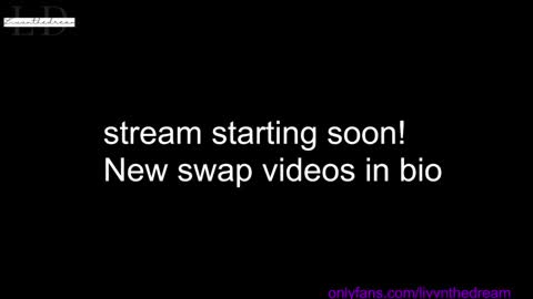 Snapshot of livanddrew chatting on 22, 12, 2024 Liv and Drew online show from 22, 12, 2024