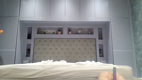 Snapshot of livbellelive chatting on 1, 12, 2024 Liv Winters online show from 1, 12, 2024