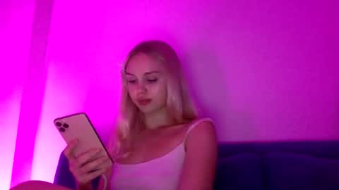 Snapshot of liya_69 chatting on 30, 9, 2025 Liya online show from 30, 9, 2025