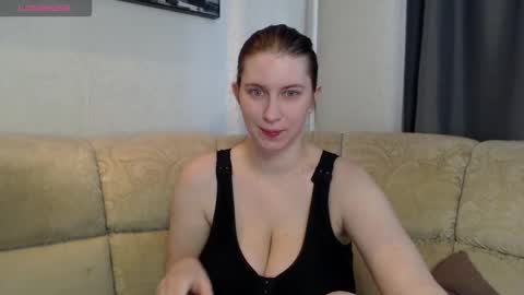 Snapshot of liyasilve chatting on 16, 2, 2026 Liya Silve online show from 16, 2, 2026