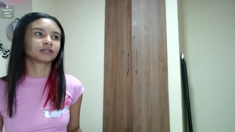 Liz7skinny online show from 4, 6, 2026