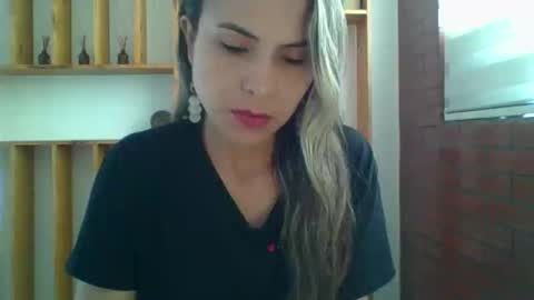 liz_28 online show from 10, 10, 2025