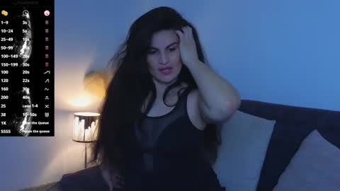 Snapshot of liz_devine chatting on 18, 12, 2024 liz online show from 18, 12, 2024