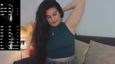 Snapshot of liz_devine chatting on 3, 2, 2025 liz online show from 3, 2, 2025