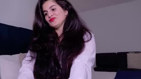 Snapshot of liz_devine chatting on 11, 9, 2025 liz online show from 11, 9, 2025