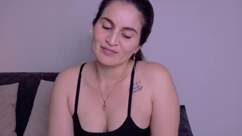 Snapshot of liz_devine chatting on 26, 9, 2025 liz online show from 26, 9, 2025