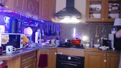 LizaCakes online show from 21, 1, 2025