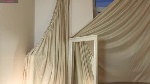 Hello there im Amelia Im new here Lets have fun online show from 14, 2, 2025