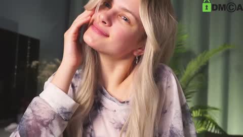 Snapshot of lizbethcoll chatting on 16, 1, 2025 Sunnheart online show from 16, 1, 2025