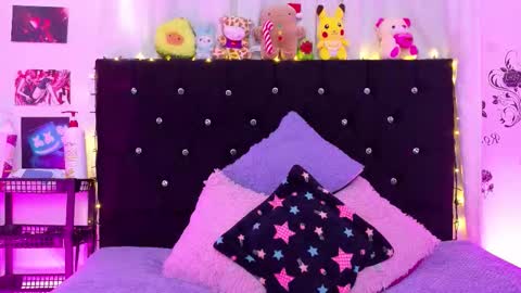 Snapshot of lizz_bela1 chatting on 5, 11, 2025 Lizz online show from 5, 11, 2025