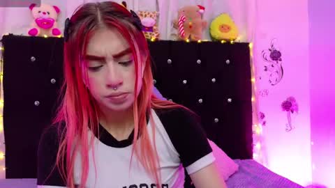 Snapshot of lizz_bela1 chatting on 17, 11, 2025 Lizz online show from 17, 11, 2025