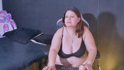 lizz_milf online show from 18, 9, 2025