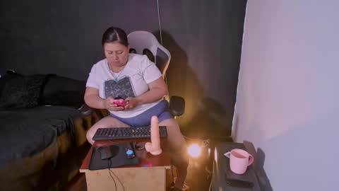 lizz_milf online show from 18, 9, 2025