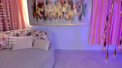 Snapshot of lizzhamilton_ chatting on 30, 12, 2024 Lizzi online show from 30, 12, 2024