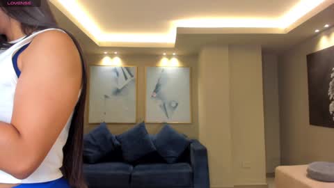 Snapshot of lizzhamilton_ chatting on 7, 1, 2025 Lizzi online show from 7, 1, 2025