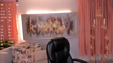 Snapshot of lizzhamilton_ chatting on 14, 2, 2025 Lizzi online show from 14, 2, 2025