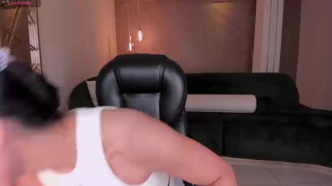 Snapshot of lizzhamilton_ chatting on 10, 9, 2025 Lizzi online show from 10, 9, 2025