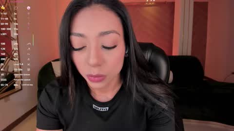 Snapshot of lizzhamilton_ chatting on 11, 9, 2025 Lizzi online show from 11, 9, 2025