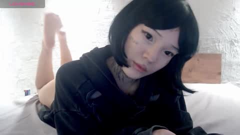 LizzieLight online show from 3, 11, 2025