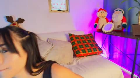 lizzy_kane online show from 4, 12, 2025