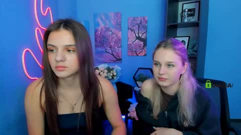 Snapshot of lizzy_sweety_purr chatting on 28, 5, 2026 lizzy_sweety_purr online show from 28, 5, 2026