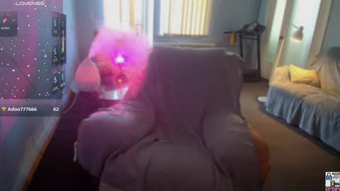 lizzycumm online show from 17, 6, 2026