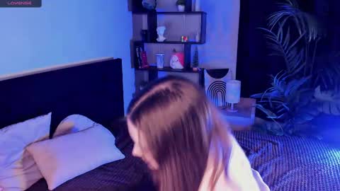 Snapshot of llkadream chatting on 12, 3, 2025 Arina online show from 12, 3, 2025
