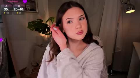 Snapshot of llkadream chatting on 4, 12, 2025 Arina online show from 4, 12, 2025