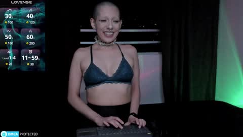 Snapshot of lnxmst chatting on 18, 12, 2024 Lynx Mist online show from 18, 12, 2024