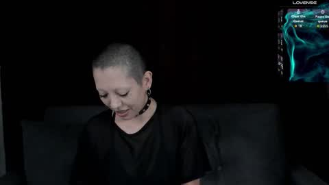 Snapshot of lnxmst chatting on 11, 10, 2025 Lynx Mist online show from 11, 10, 2025