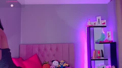 Pamela online show from 4, 2, 2025