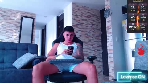 Snapshot of lobito_xxxl chatting on 18, 11, 2025 lobito_xxxl online show from 18, 11, 2025