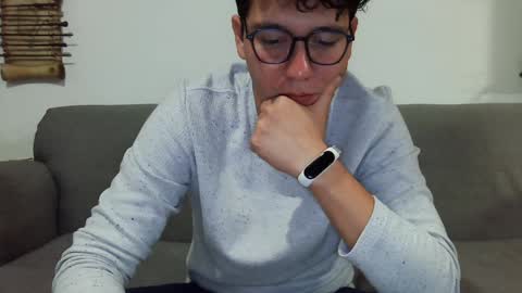 Lobo online show from 4, 2, 2025