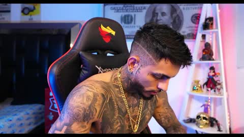 Snapshot of logan_hugh8 chatting on 3, 3, 2025 logan_hugh8 online show from 3, 3, 2025