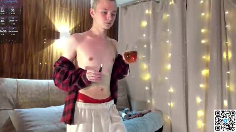 Snapshot of logan_mett chatting on 6, 1, 2026 Logan online show from 6, 1, 2026